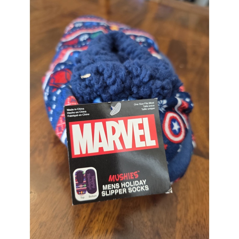Marvel Mushies Mens Holiday Slipper Socks One Size Fits Most New With Tag